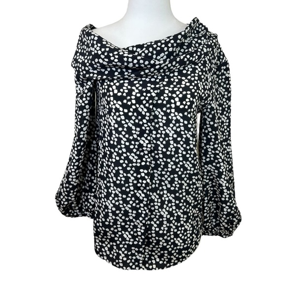 SALONI - NWT Women’s ‘Ness’ Silk Off-Shoulder Top in Mono Knots, Black Size 0 US - Picture 4 of 15
